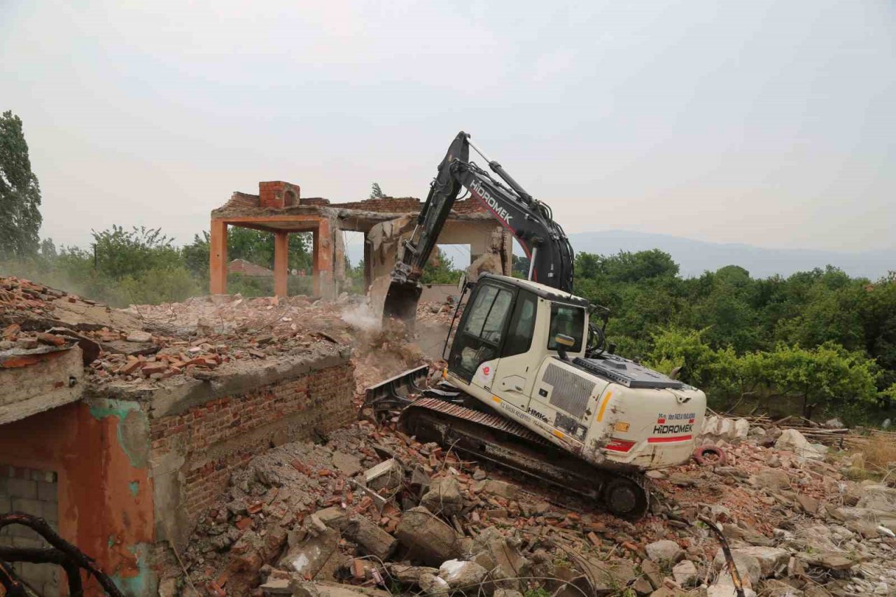 Efeler’de tehlikeye geçit yok