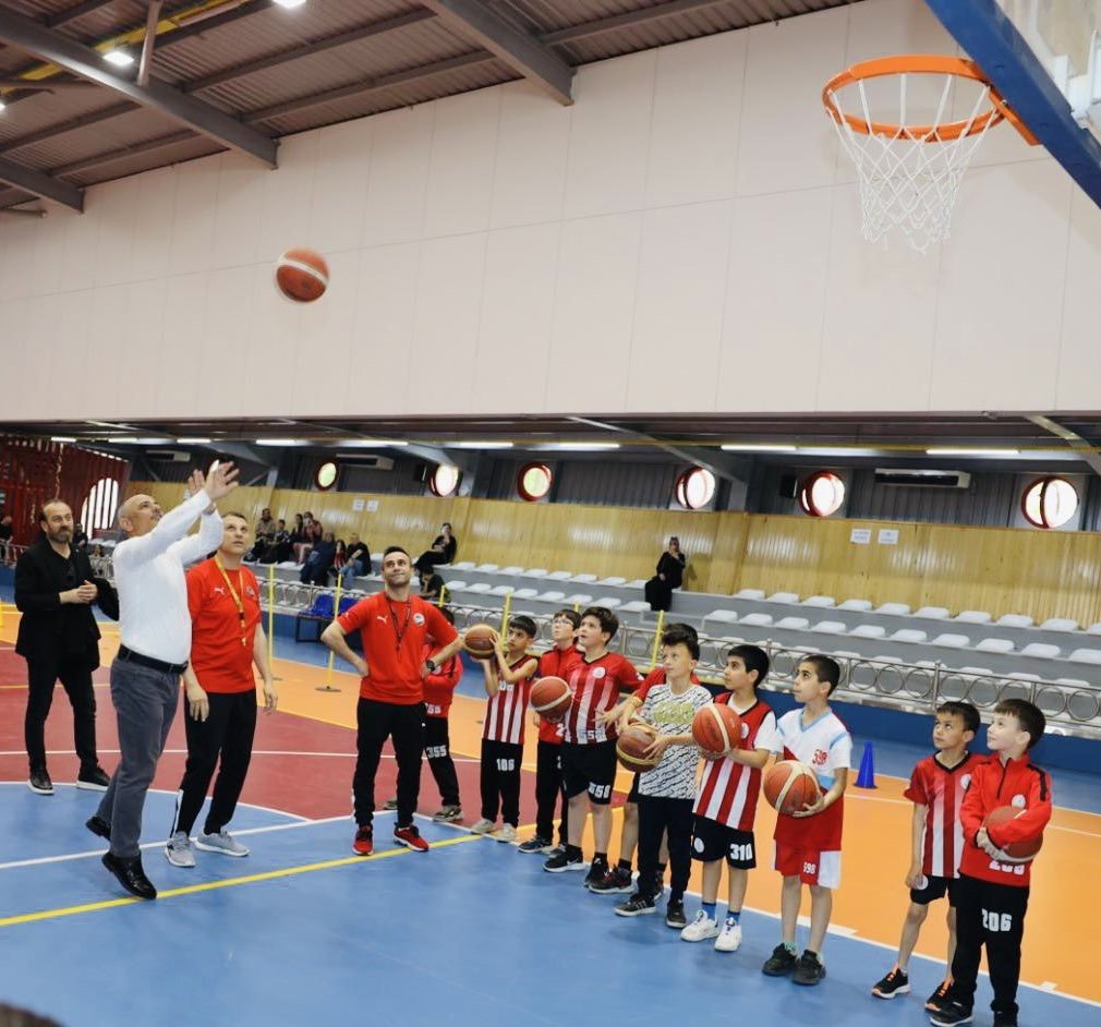 Körfez’de ’dev adamlar’ yetişiyor