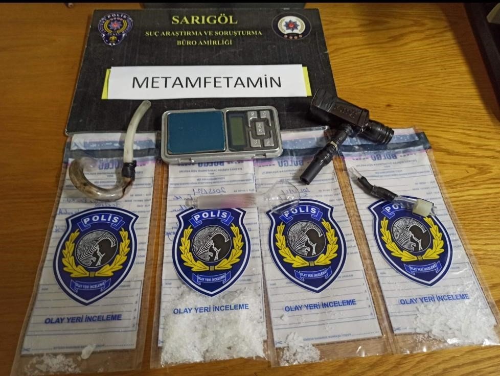 Manisa’da uyuşturucu operasyonu: 4 kişi tutuklandı