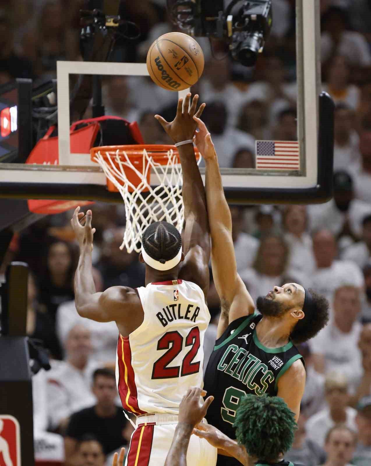 Miami Heat, Boston Celtics karşısında seriyi 3-0 yaptı