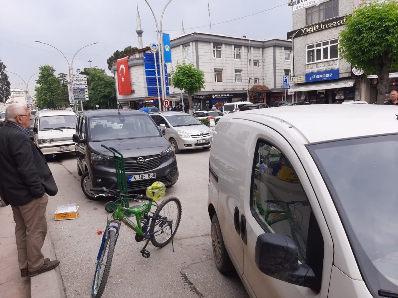 Kayıtsız plaka ile trafiğe çıktı, 20 bin TL ceza yedi
