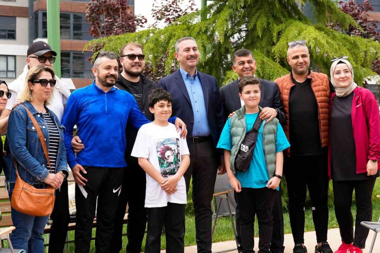 Şehitkamil’e 2 yeni park