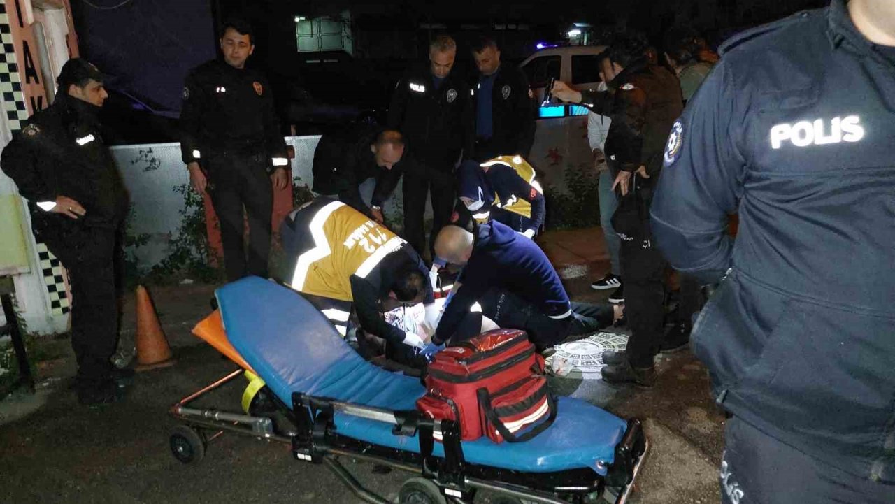 Sokak ortasında silahlı saldırıya uğrayan şahıs hayatını kaybetti