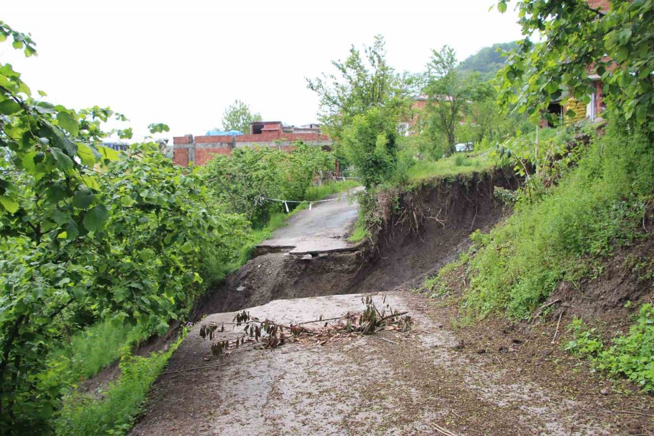 Trabzonlu ailenin ‘Heyelan’ nöbeti