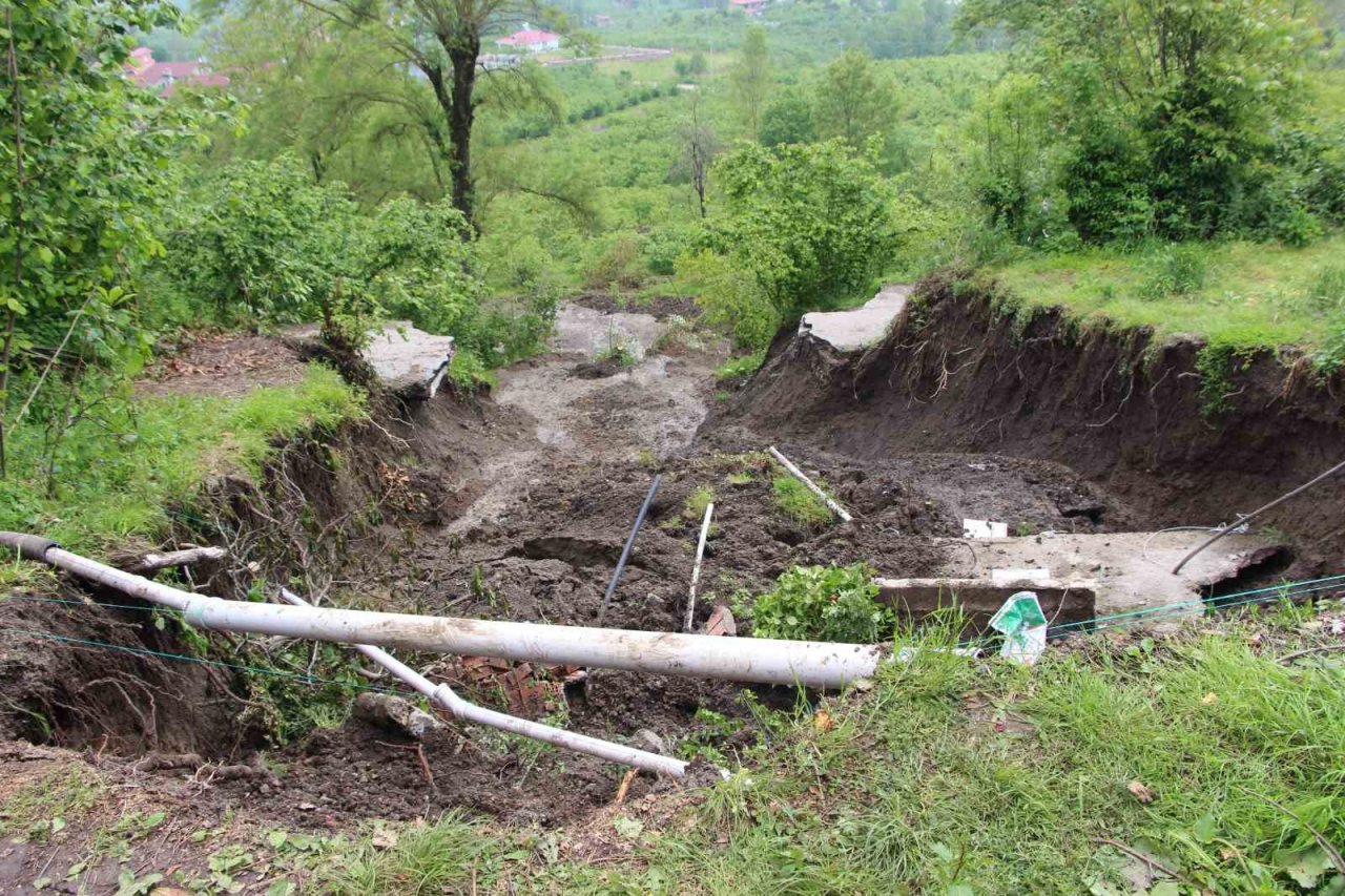 Trabzonlu ailenin ‘Heyelan’ nöbeti