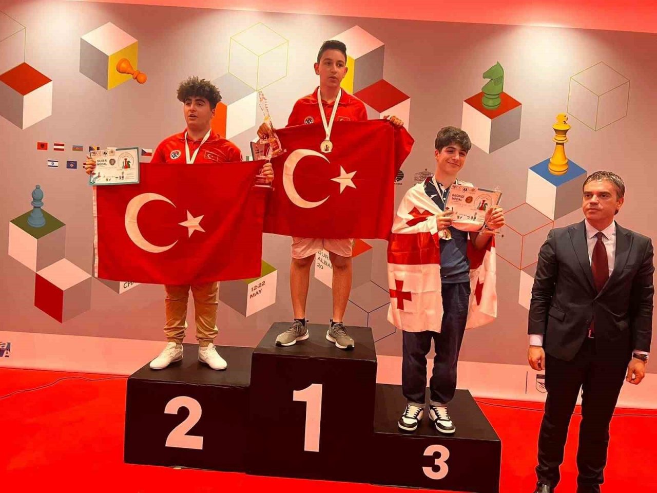 Türkiye, Avrupa Okullar Satranç Şampiyonası’nda birinci oldu