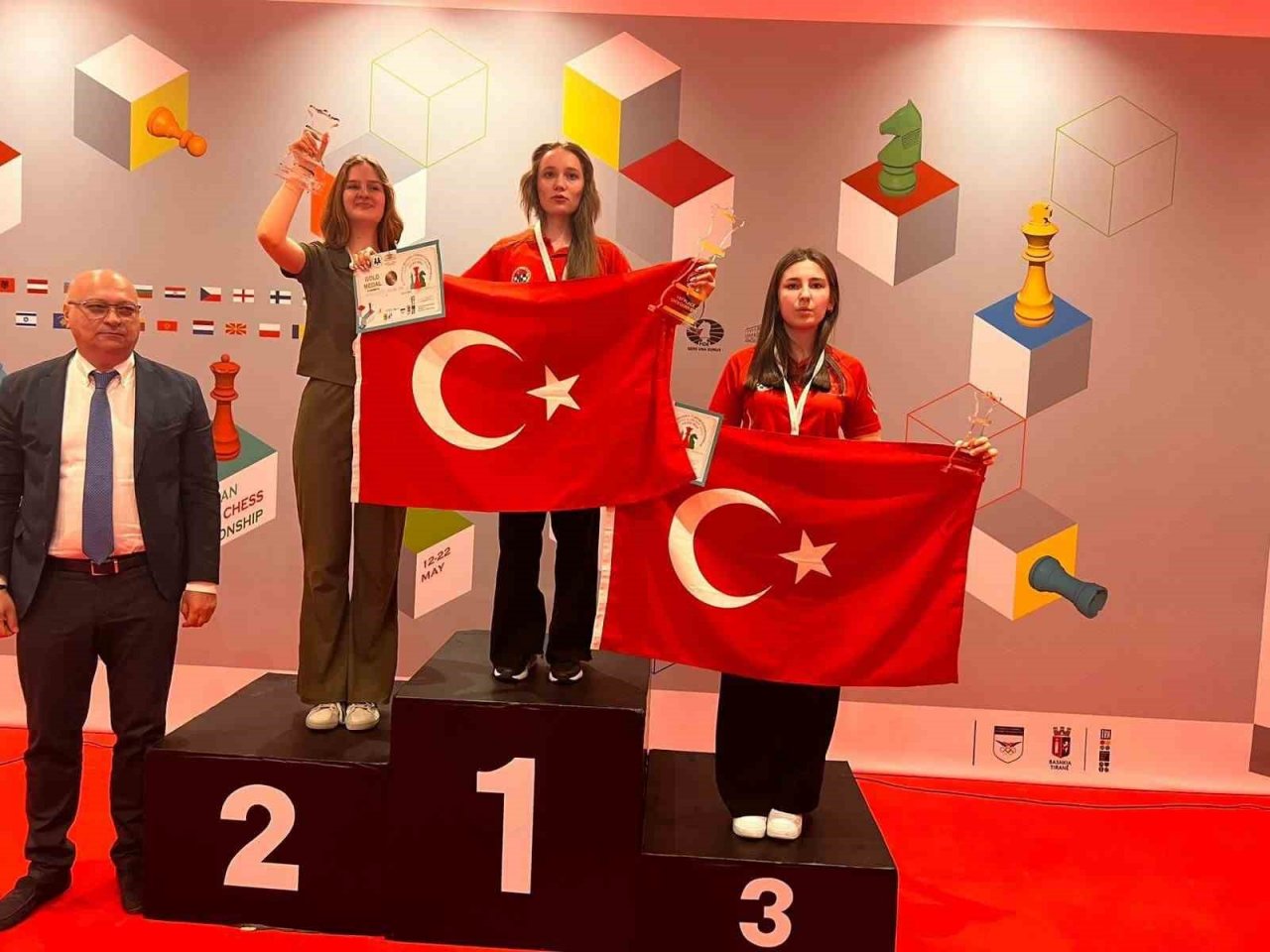 Türkiye, Avrupa Okullar Satranç Şampiyonası’nda birinci oldu