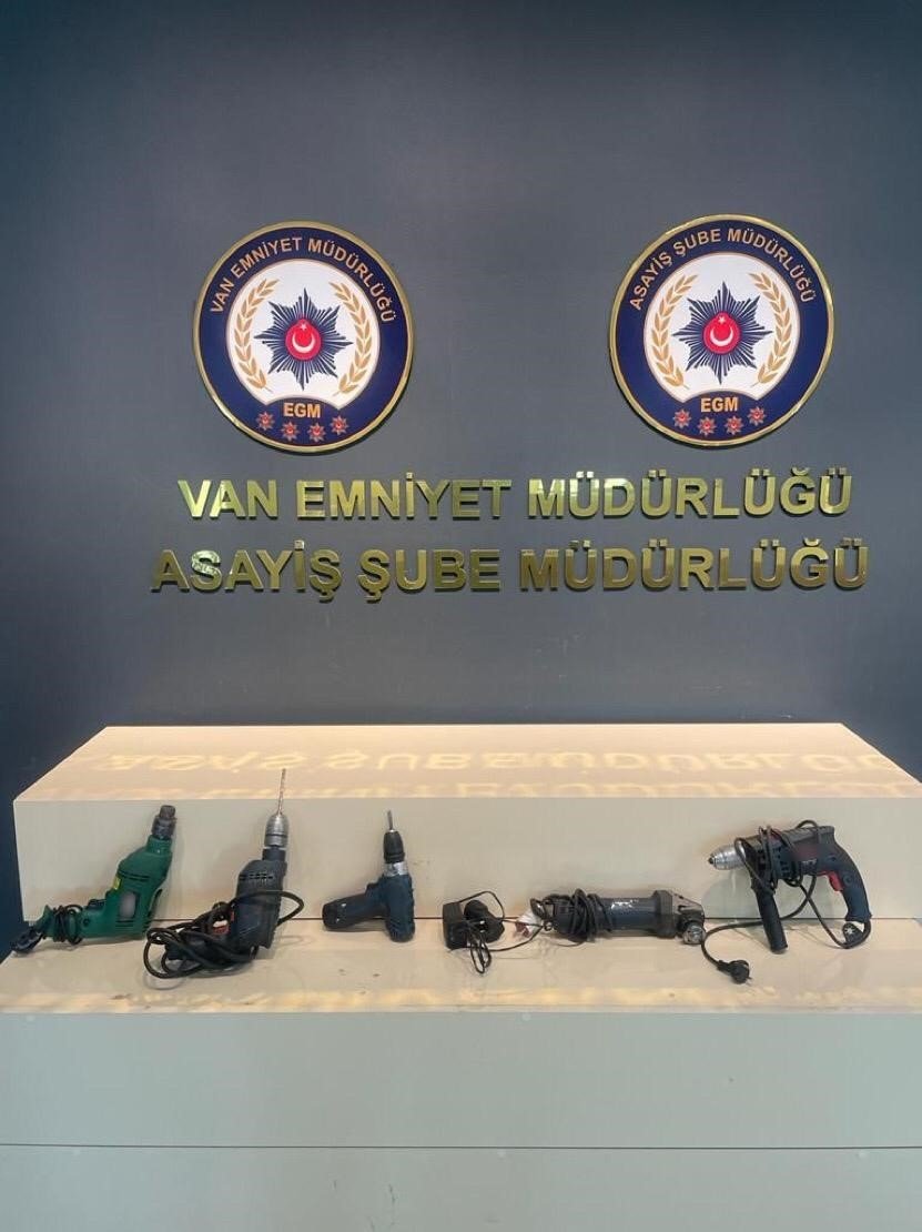 Van’da değişik suçlardan 15 kişi tutuklandı