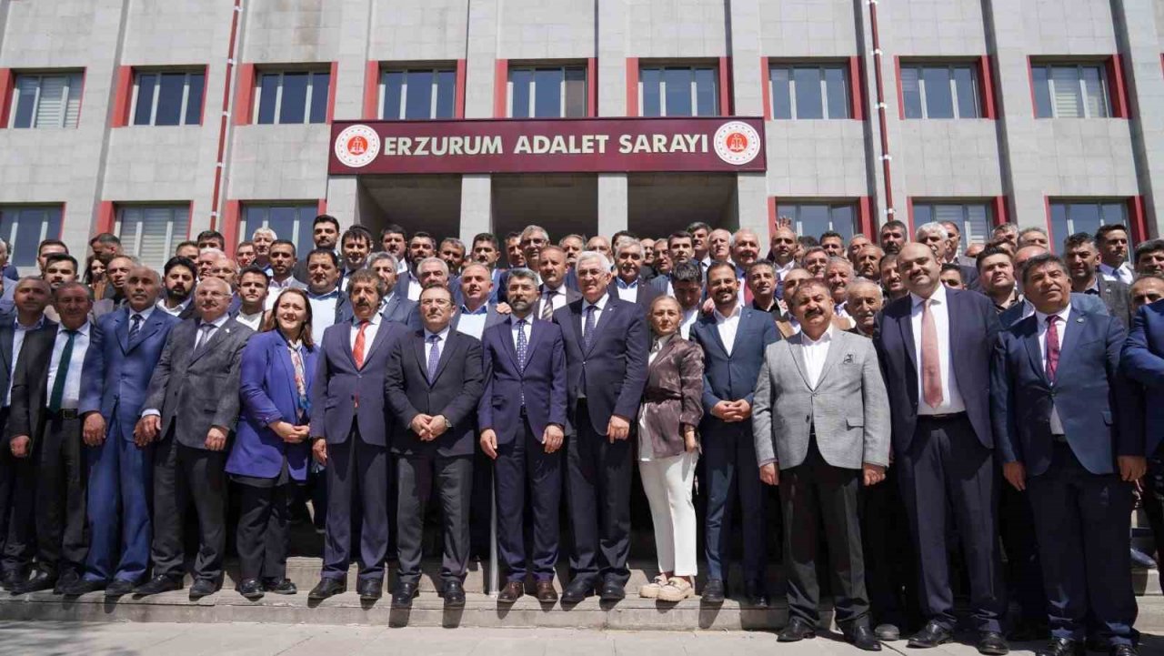 AK Parti’de mazbata sevinci
