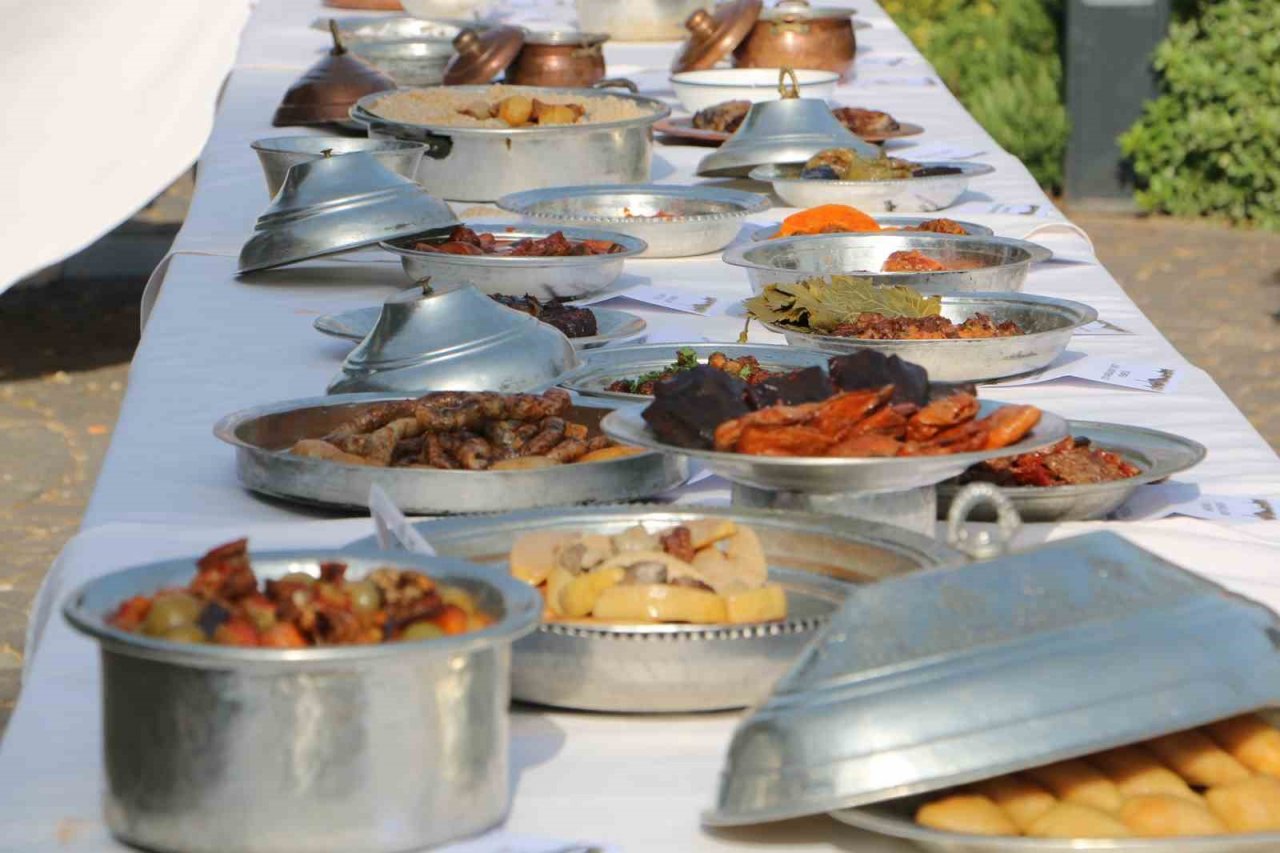 Diyarbakır’ın yöresel lezzetleri tarihi ilçede tanıtıldı
