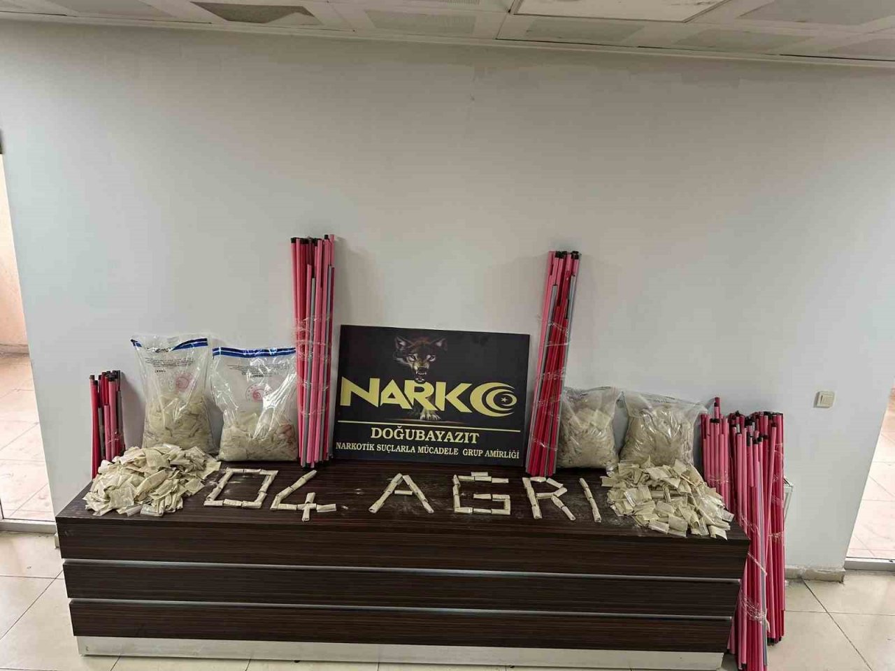 Ağrı’da uyuşturucunun kökü kurutuluyor