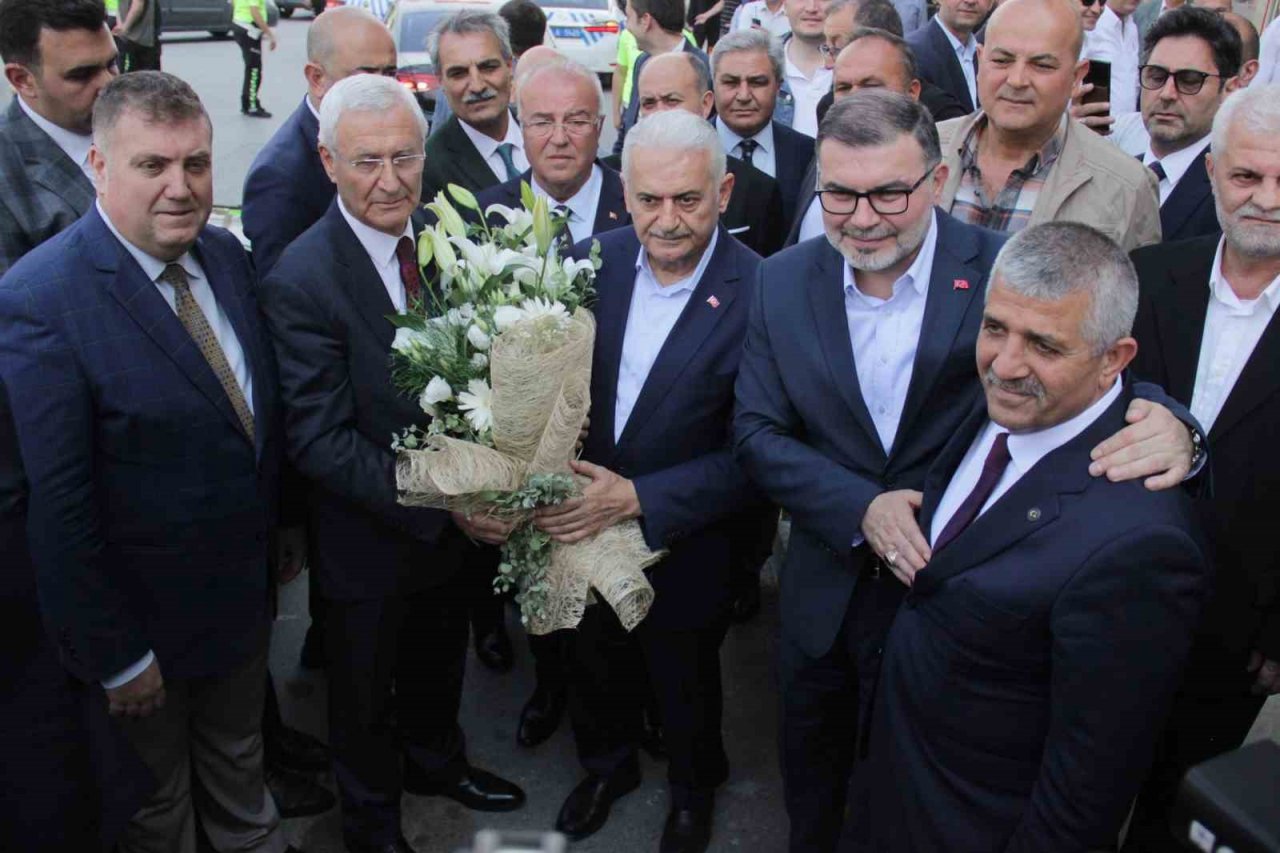 AK Partili Binali Yıldırım: “Cumhurbaşkanımız ÖTV muafiyeti konusunda cömert davrandı”