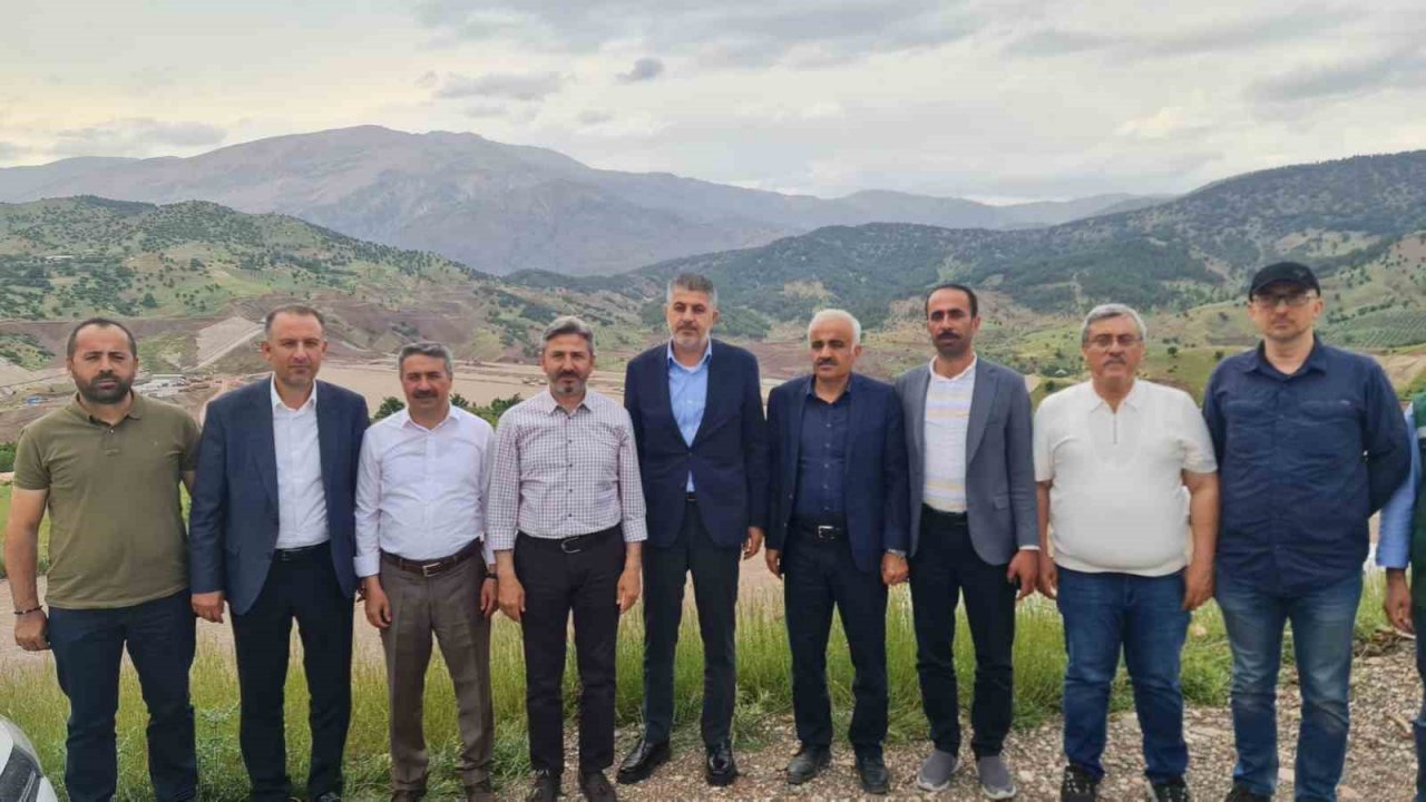 AK Parti heyeti baraj inşaatlarını inceledi