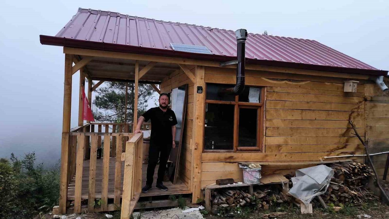 Hırsızlardan şüphelendi, fotokapan görüntülerini izleyince şok oldu