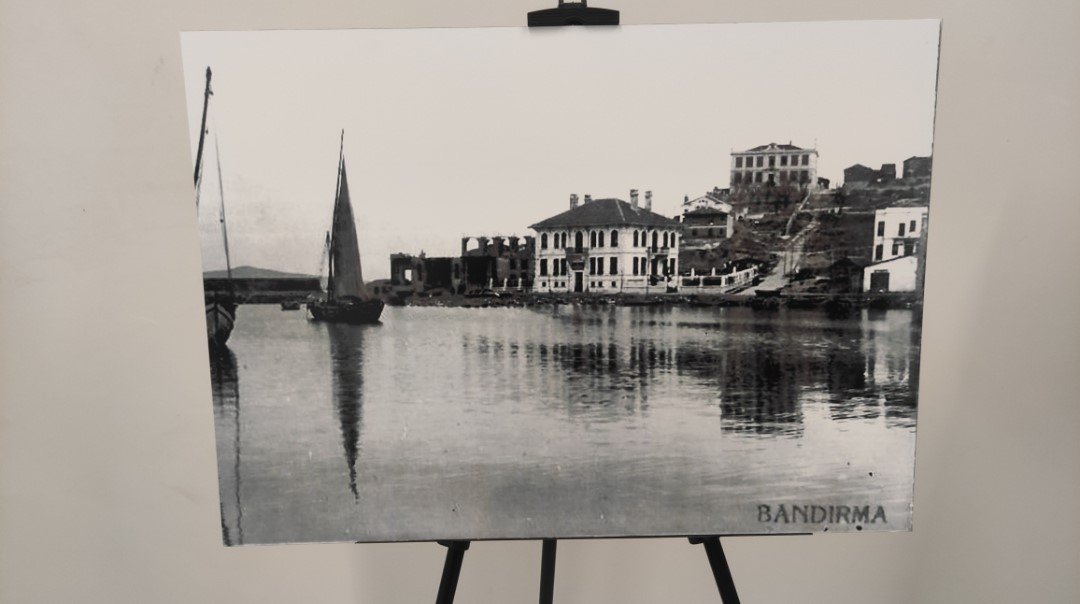 Bandırma’ya Büyükşehir Hizmet Binası hizmete girdi