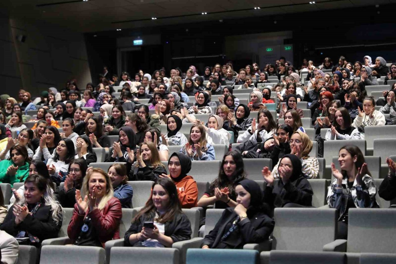 Başakşehirli gençlere özel istihdam ve staj fuarı