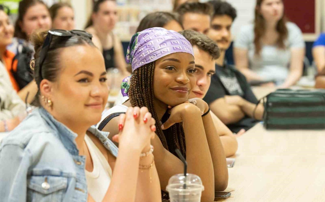 İzmir’de uluslararası öğrenci buluşması