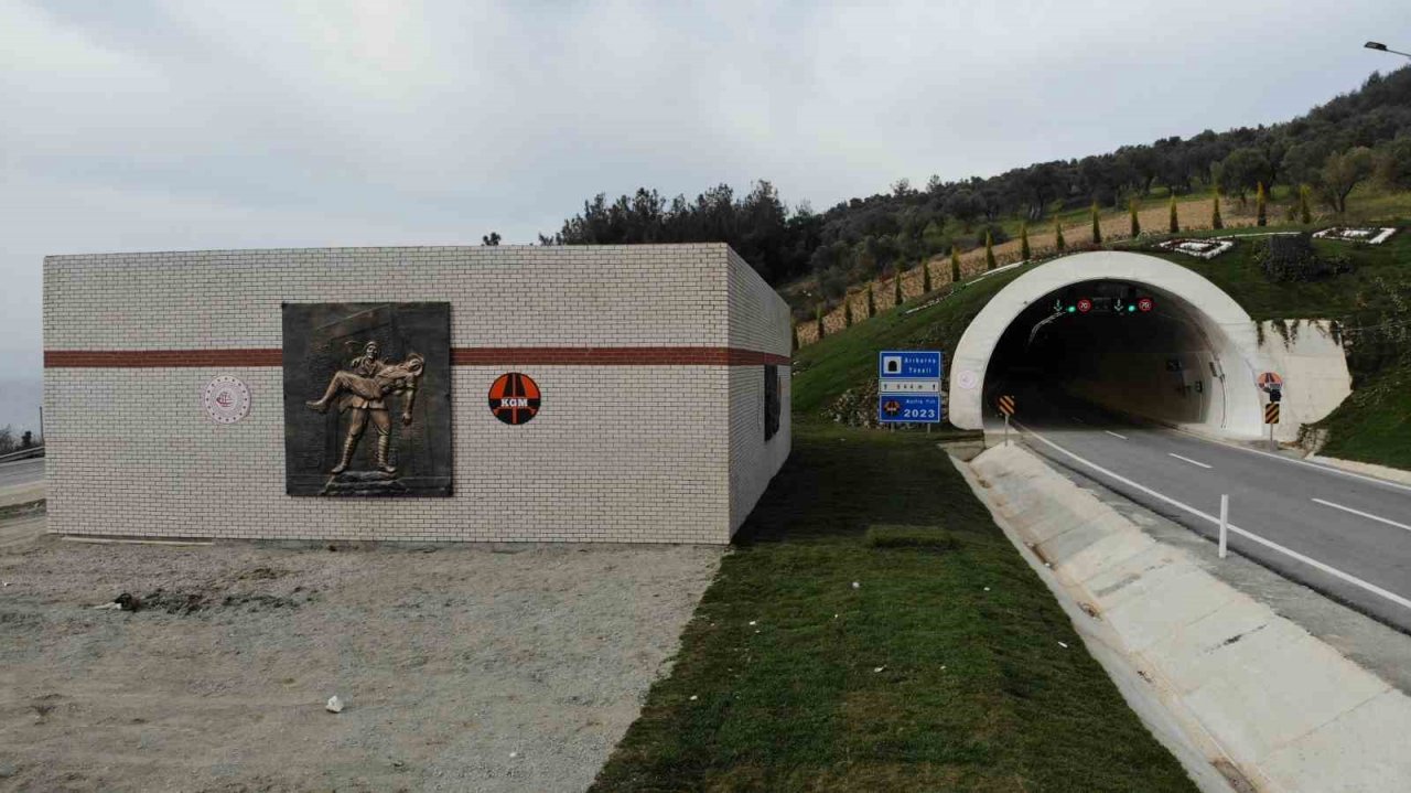 Gelibolu Eceabat yolu 45 dakikadan 25 dakikaya düştü
