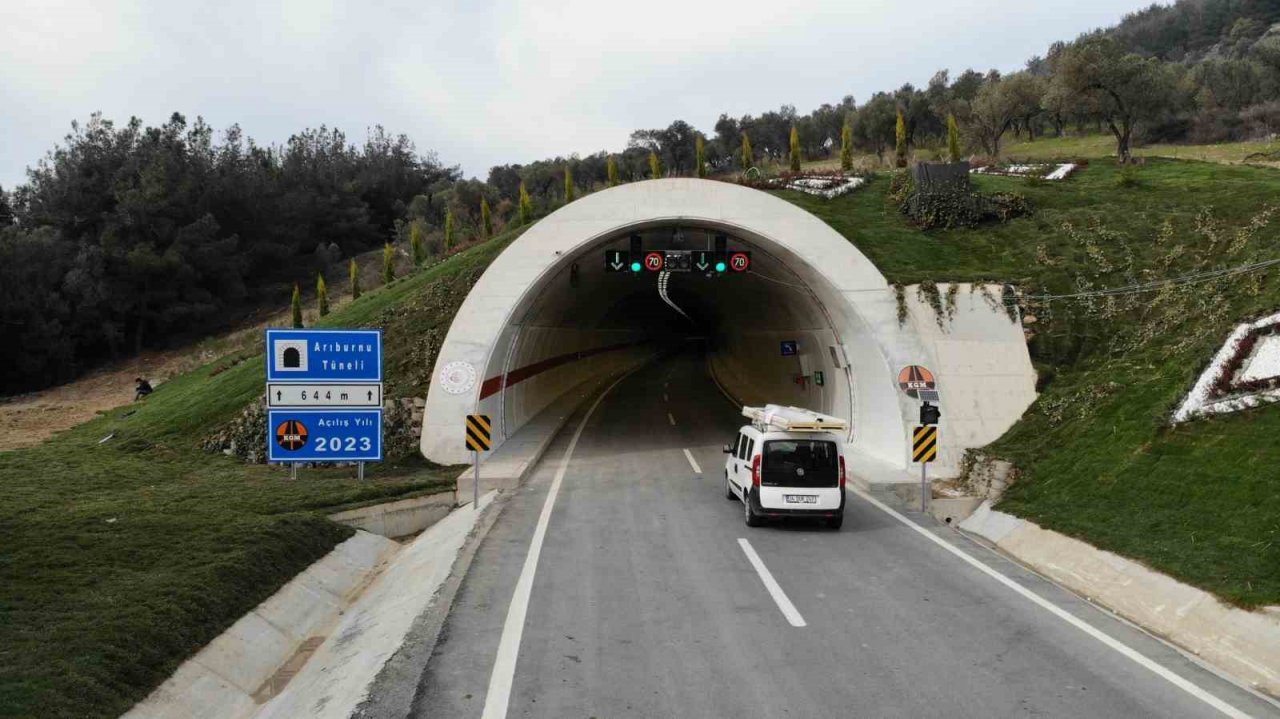 Gelibolu Eceabat yolu 45 dakikadan 25 dakikaya düştü