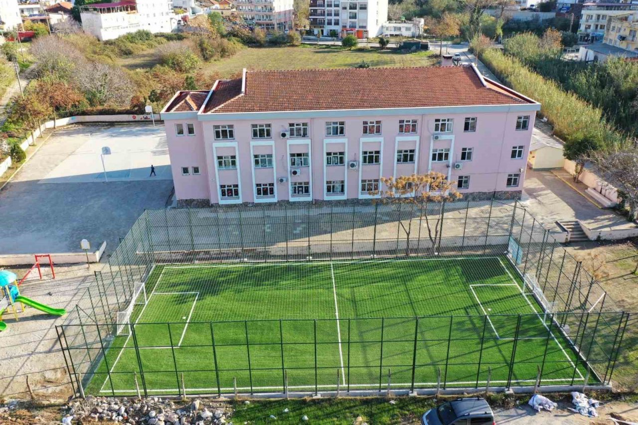 Kuşadası’nda altyapılar iyileştiriliyor