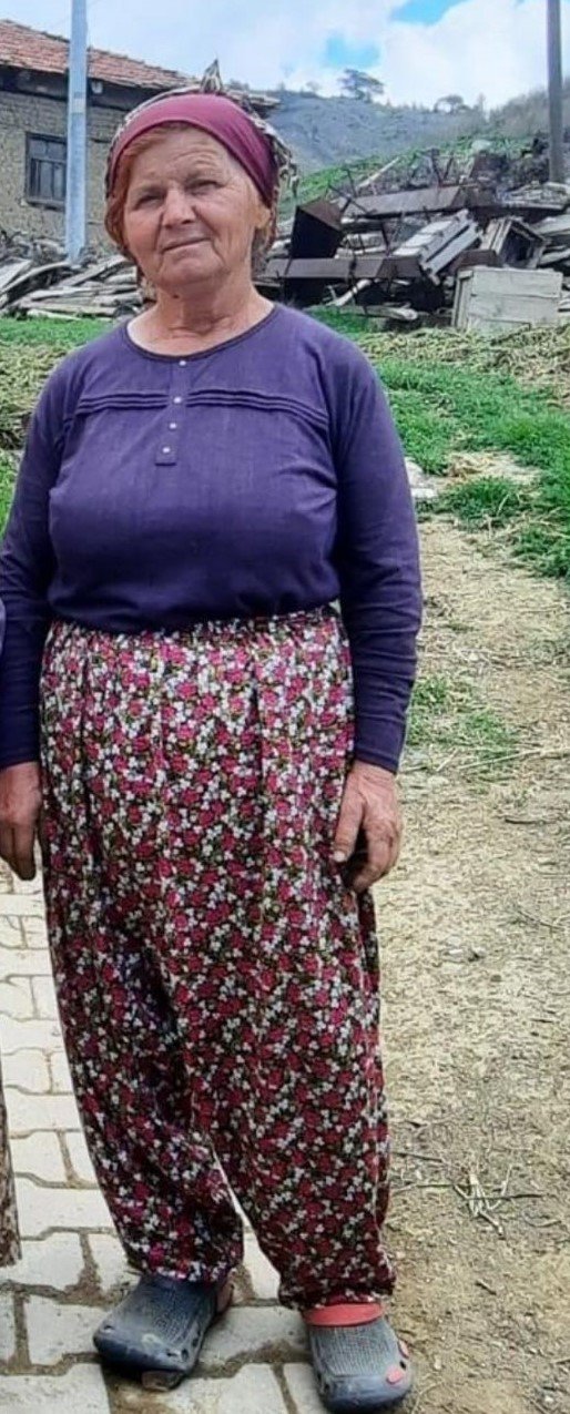 Üzüm bağında av tüfeğiyle öldürülen kadının komşusu gözaltına alındı