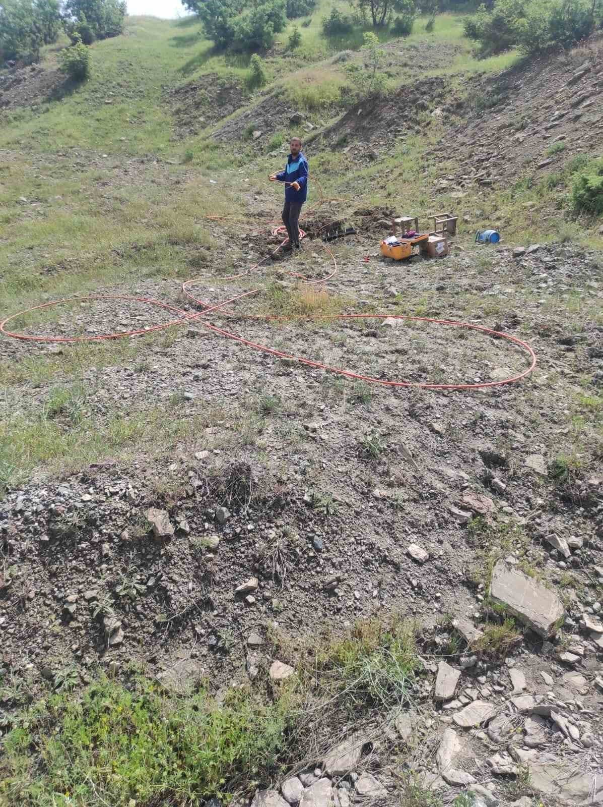 Kulp’ta fiber kablo hırsızlığı, ilçe internetsiz kaldı