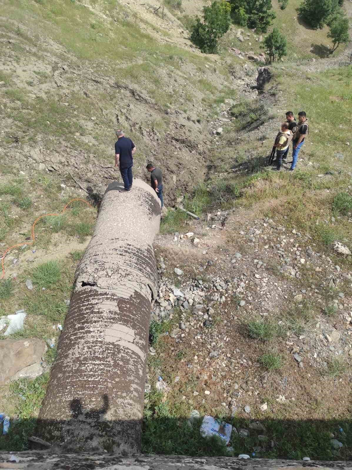 Kulp’ta fiber kablo hırsızlığı, ilçe internetsiz kaldı