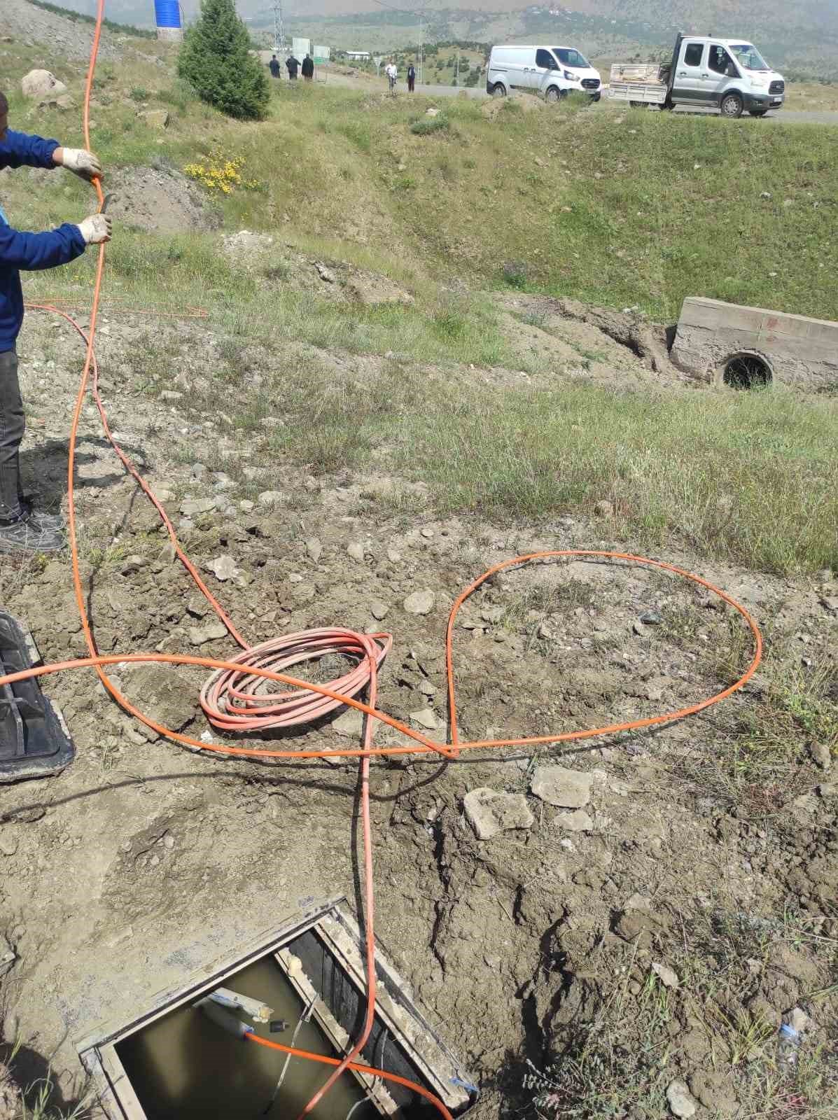 Kulp’ta fiber kablo hırsızlığı, ilçe internetsiz kaldı