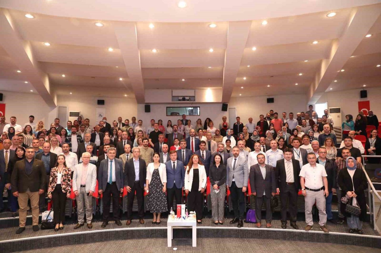 DEÜ’den geleneksel tıp bilgilendirmesi