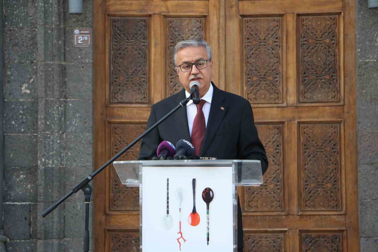 Diyarbakır’ın yöresel lezzetleri tarihi ilçede tanıtıldı