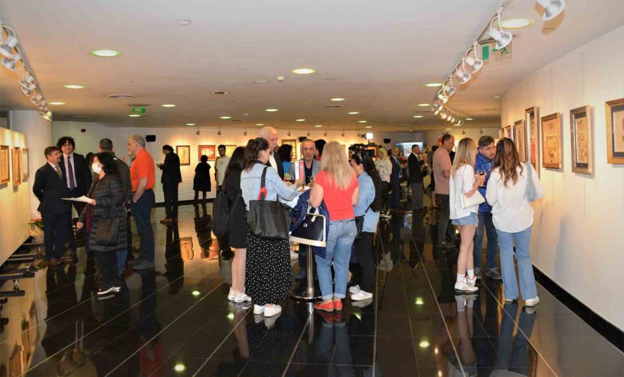 ASO’da “Giz ve Biz” Ebru Sergisi