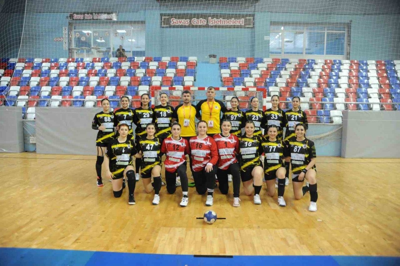 Elazığ SYSK, ilk maçını kazandı