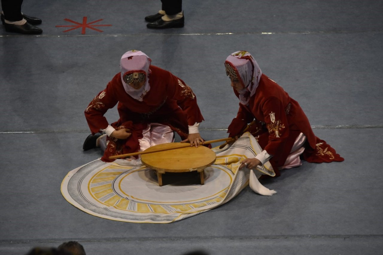 Halk oyunları yarışmaları sona erdi