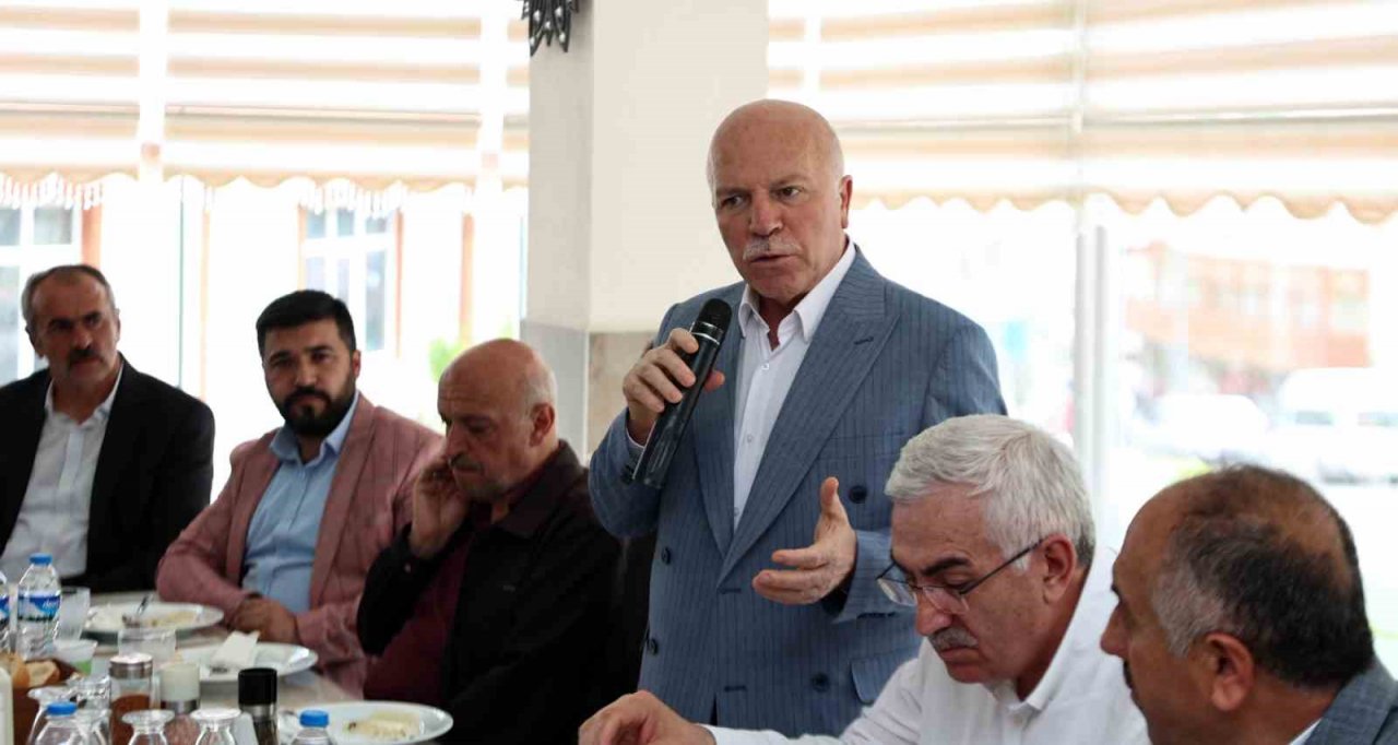 Başkan Sekmen adım adım ilçeleri geziyor