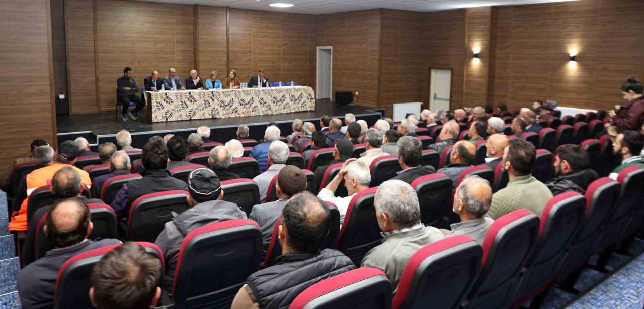 Başkan Sekmen adım adım ilçeleri geziyor
