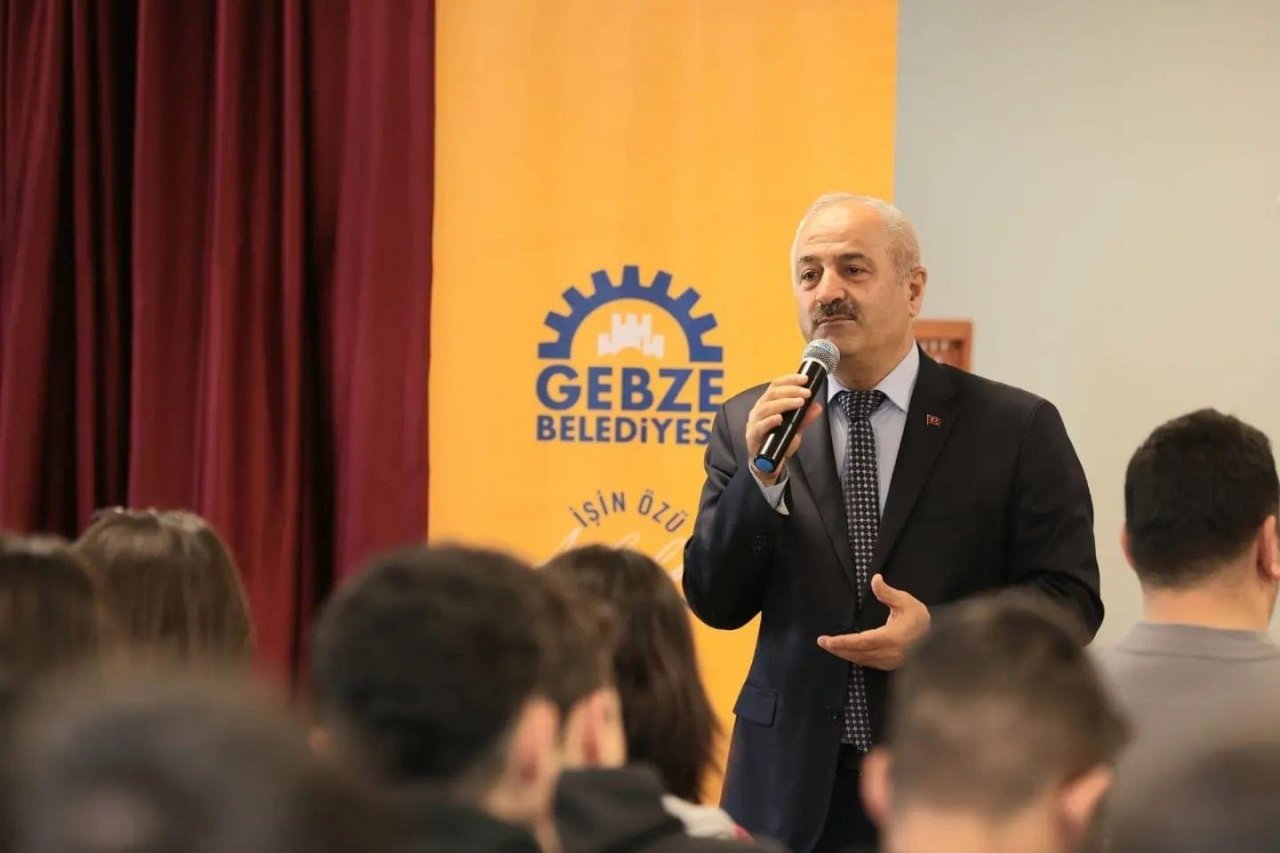 Lise öğrencilerine sınav kaygısından kurtulma eğitimi