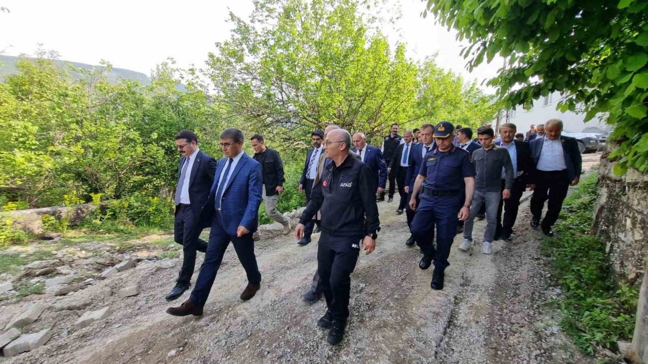 Vali Gürel, selin etkilediği köyleri inceledi