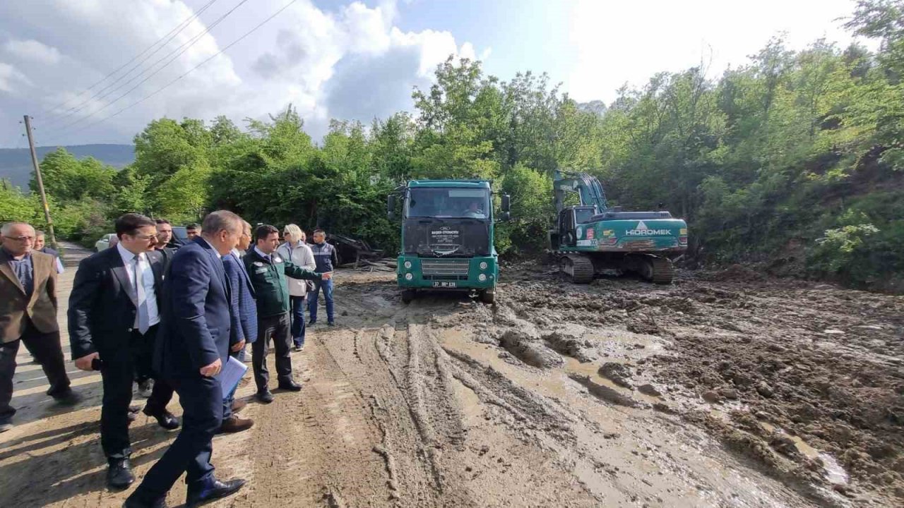 Vali Gürel, selin etkilediği köyleri inceledi