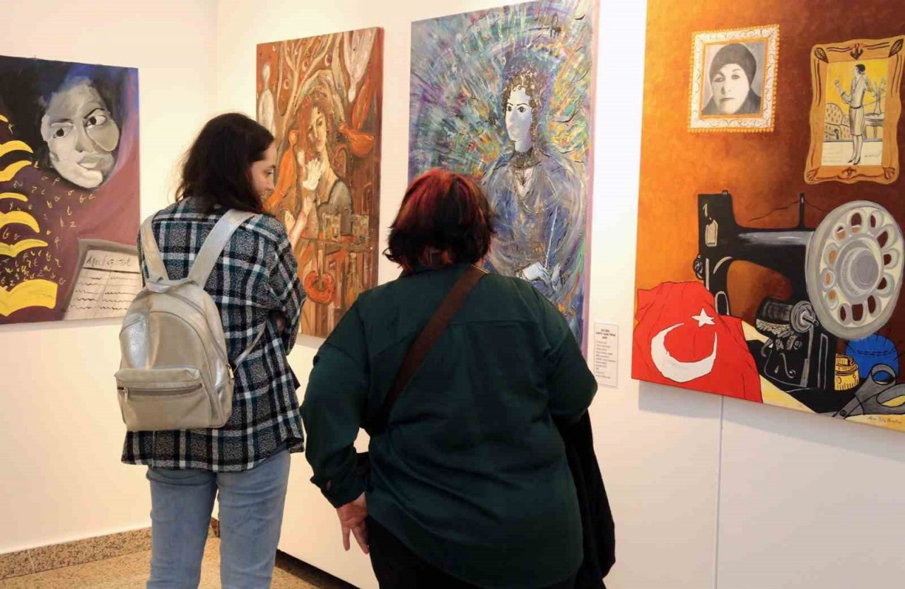 Küçükçekmece’de 36 ressamdan ‘Cumhuriyetin Öncü Kadınları’ sergisi