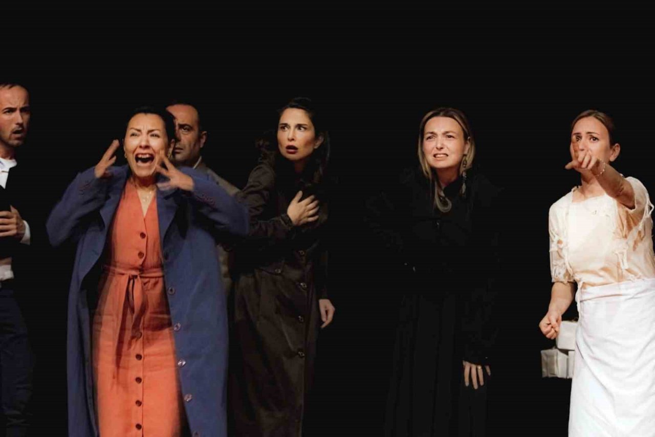 ‘Korku ve Sefalet’ oyunu seyirciyle buluştu