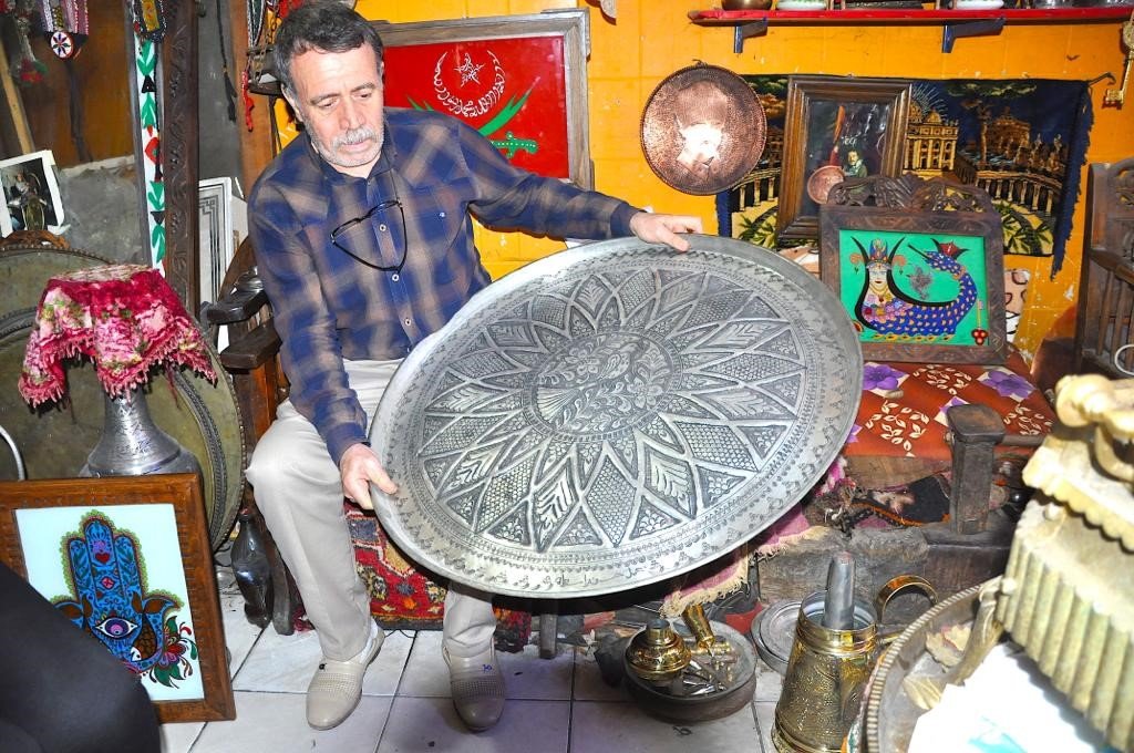 Mardin’de yok olmaya yüz tutan sanatı ayakta tutmaya çalışıyor