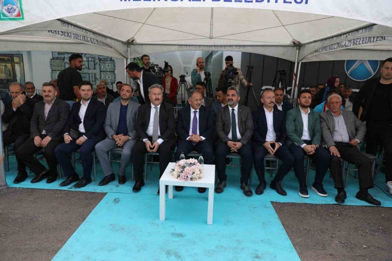 Gelişen ve büyüyen Melikgazi’de dönüşüm hızla devam ediyor