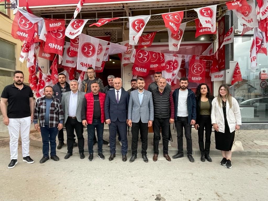 Yusuf Garip’ten MHP ilçe teşkilatlarına teşekkür ziyareti