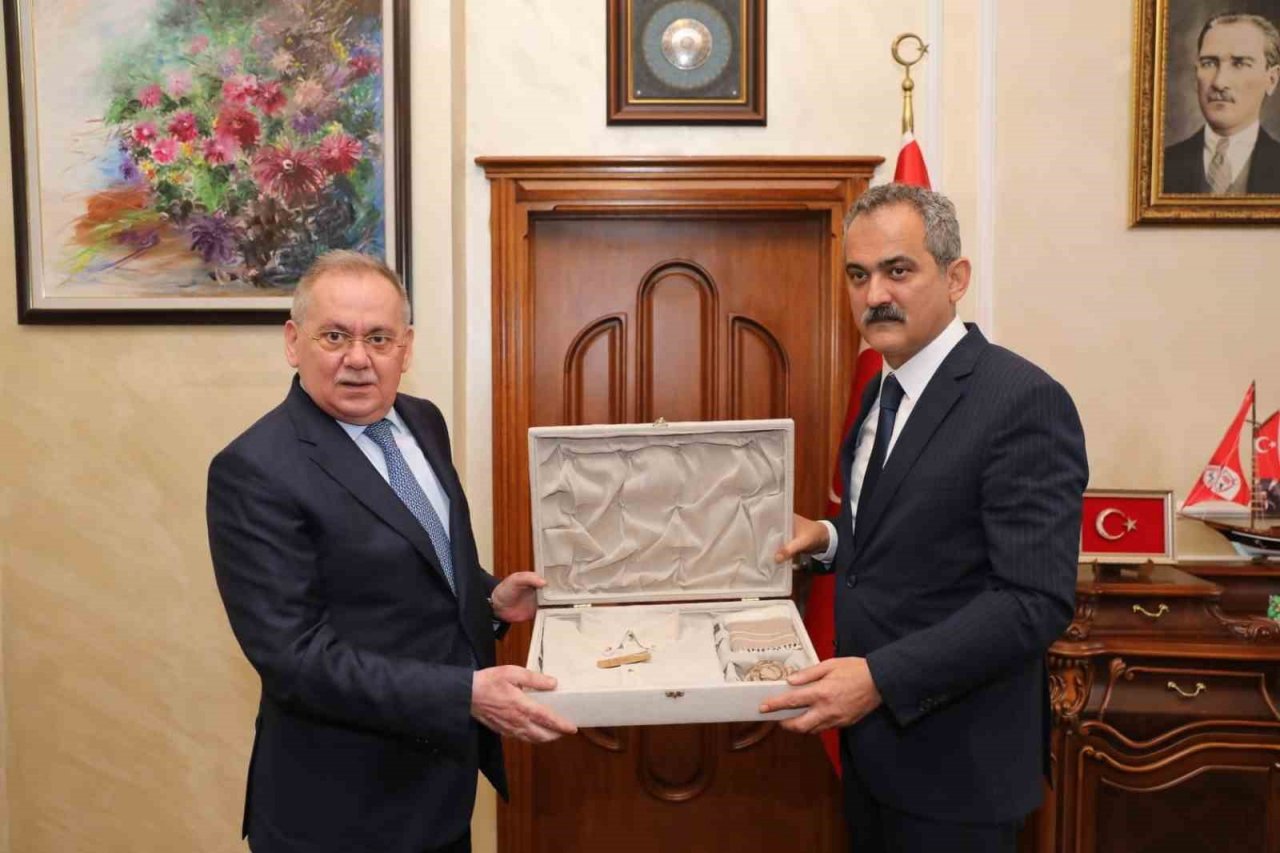 Bakan Mahmut Özer: “Türkiye’deki tüm OSB’lere anaokulları açıyoruz”