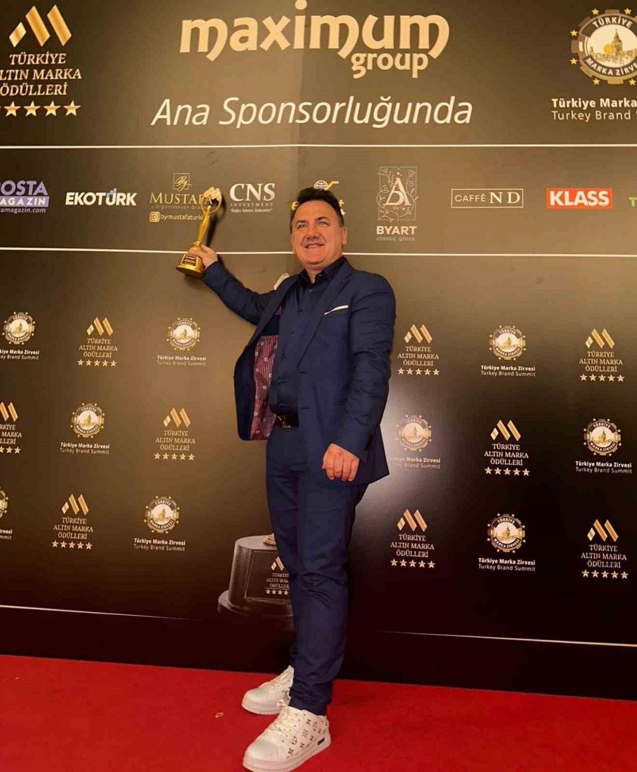 Başarılı organizatöre yılın ödülü