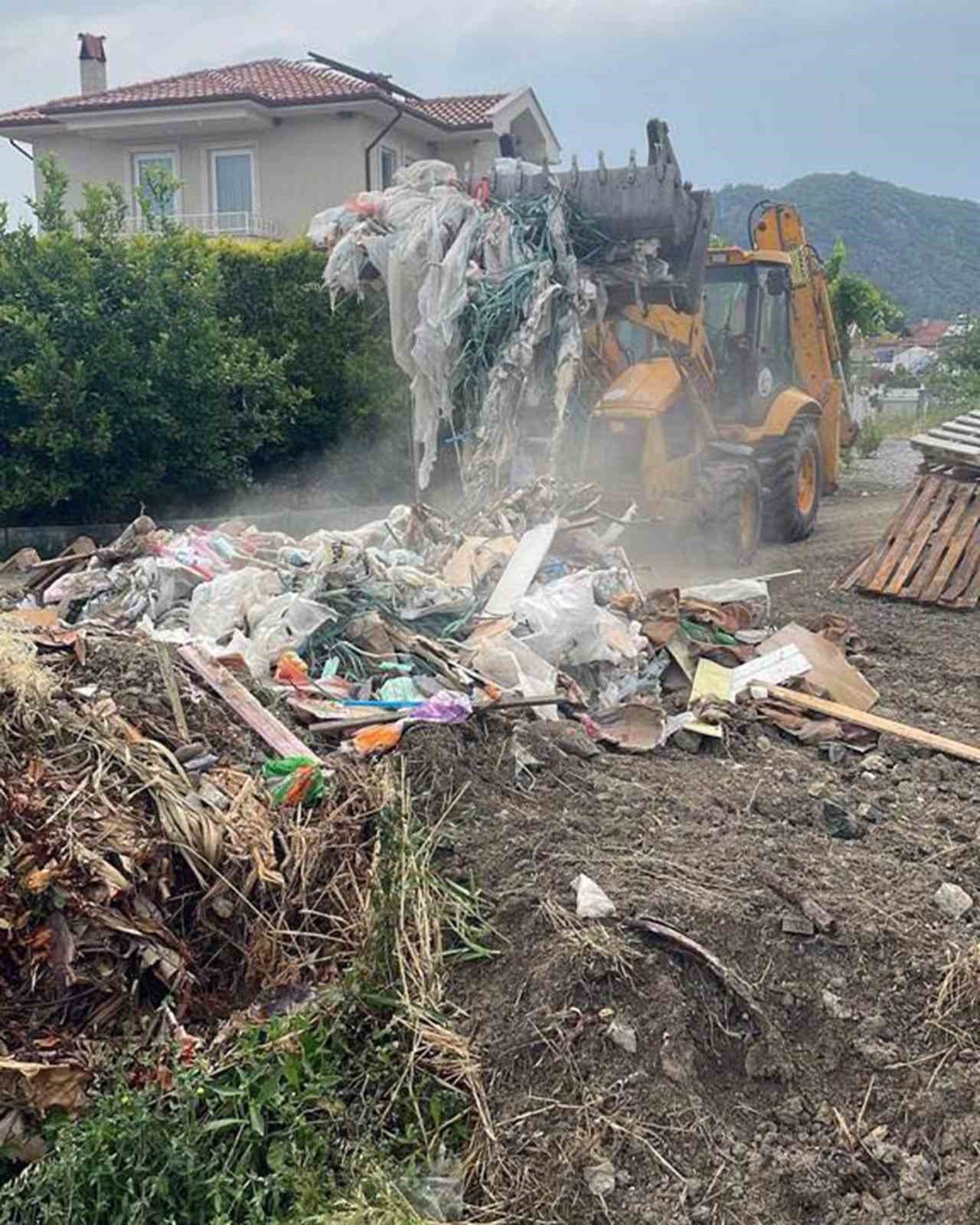 Ortaca’da ‘Temiz çevre’ çalışmaları sürüyor