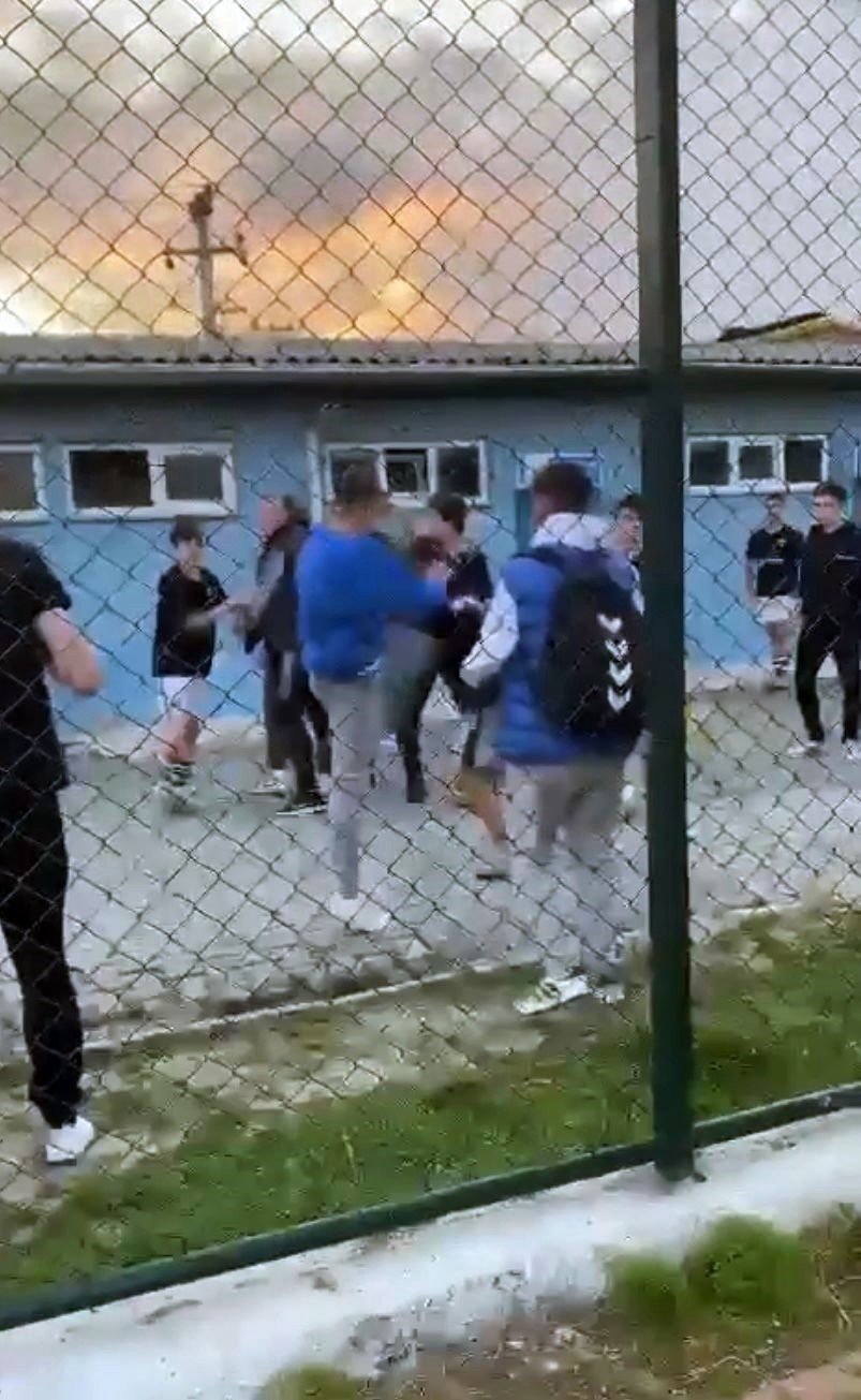 Yeşil sahalarda görmek istenilmeyen hareketler: Ortalık bir anda karıştı