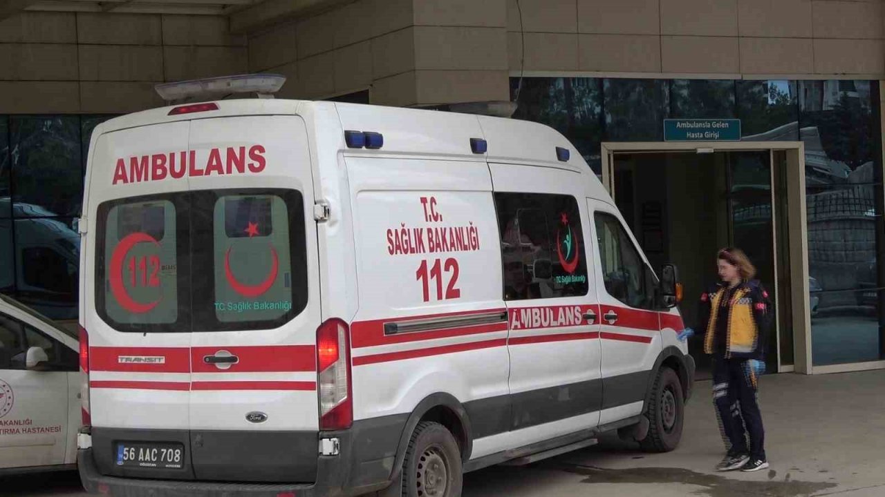 Siirt’te zırhlı polis aracı ile kamyonet çarpıştı: 6 yaralı