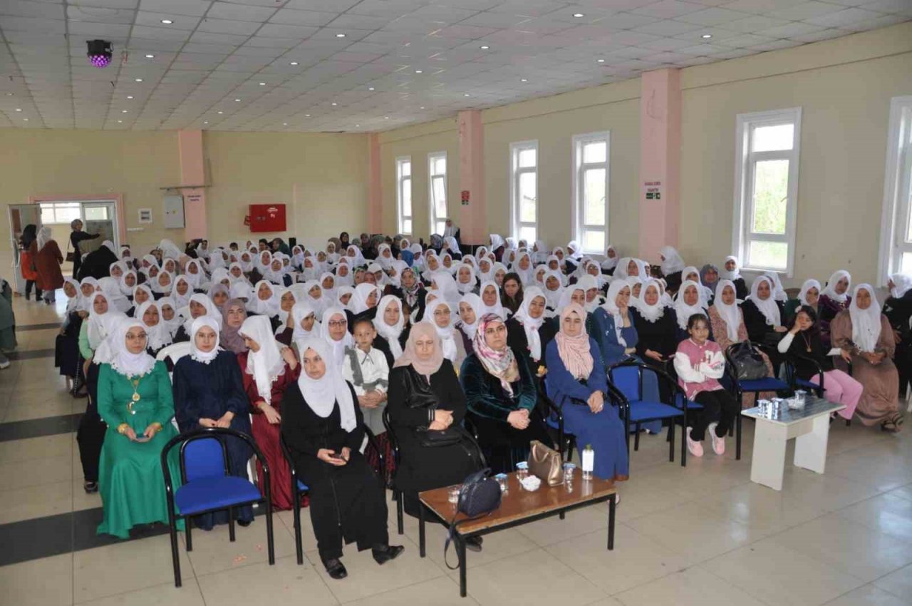 Simav’da hıdrellez ve hatim coşkusu