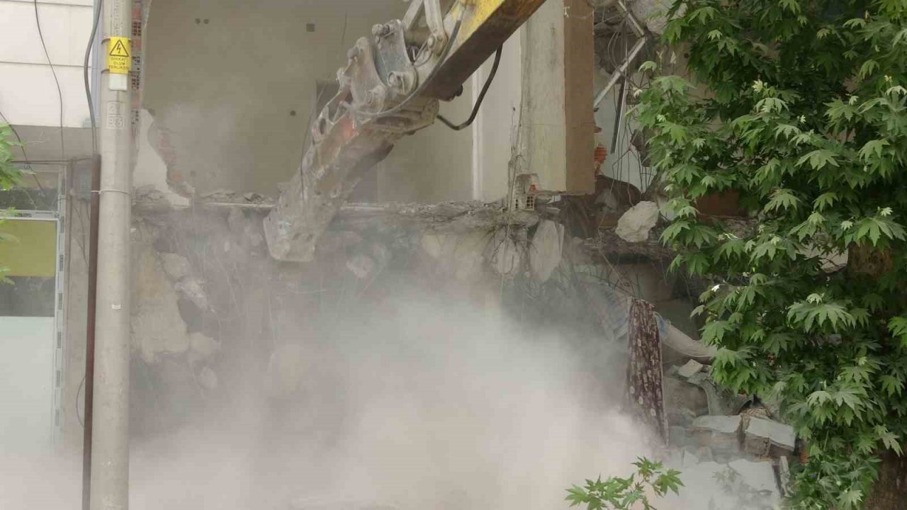 Adıyaman’ı toz bulutu kapladı